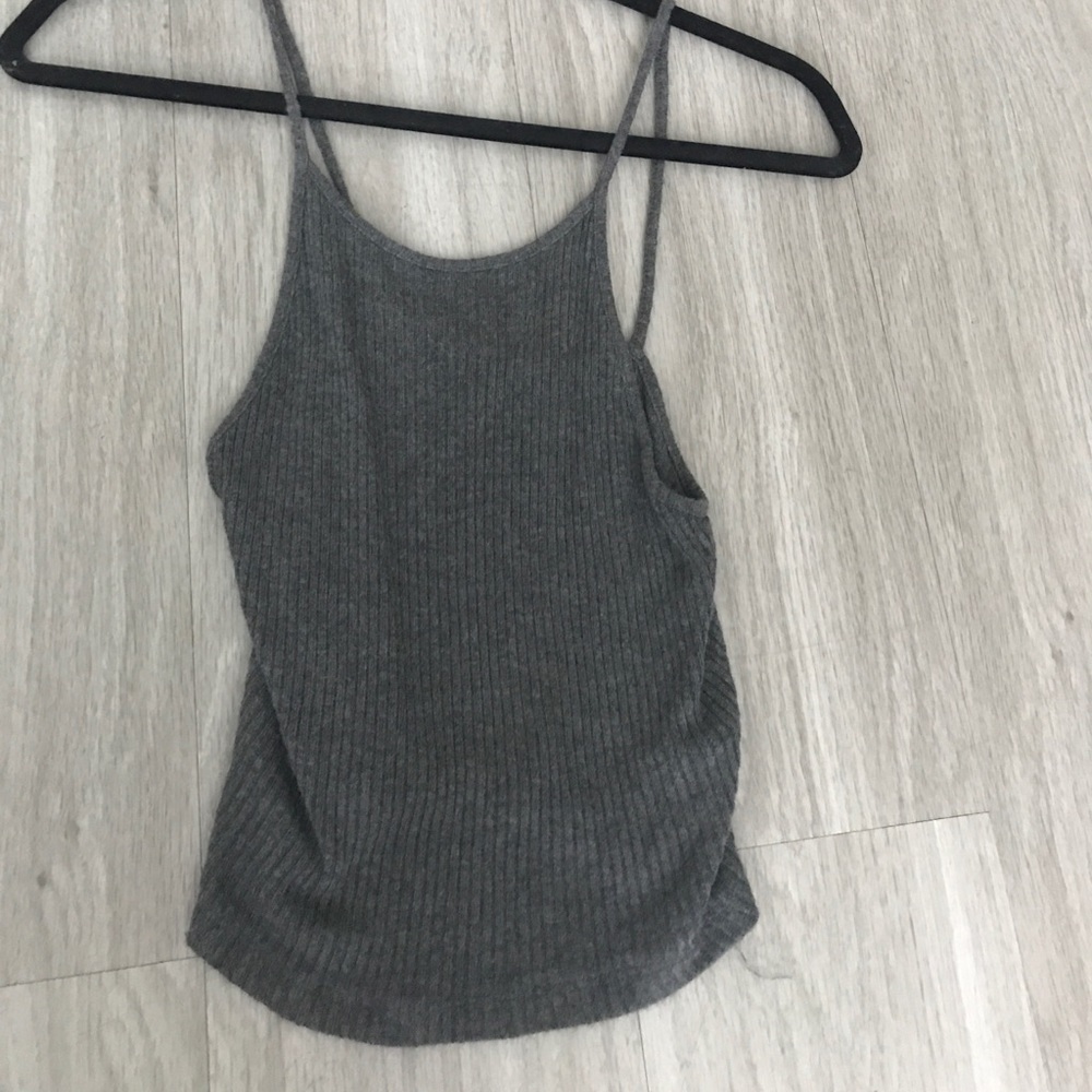 Brandy Melville Ribbed Crop Top
