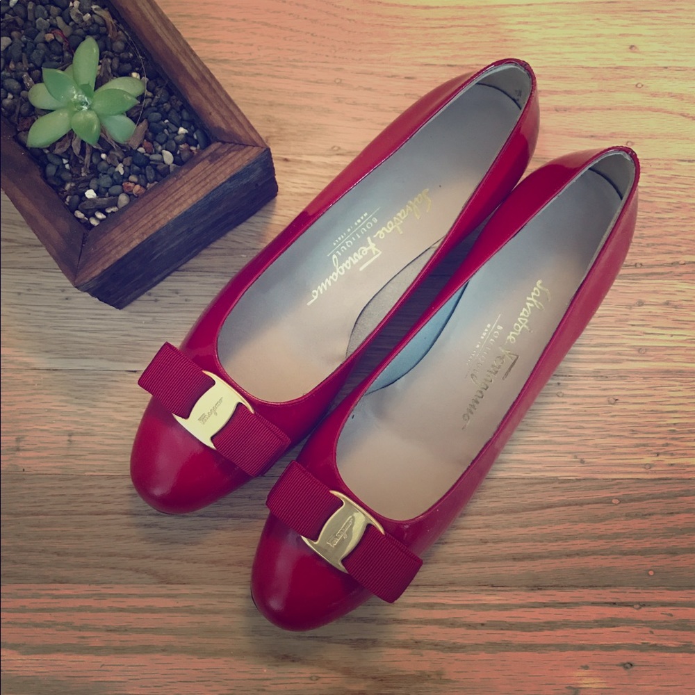 Salvatore ferragamo ballet flats (new)