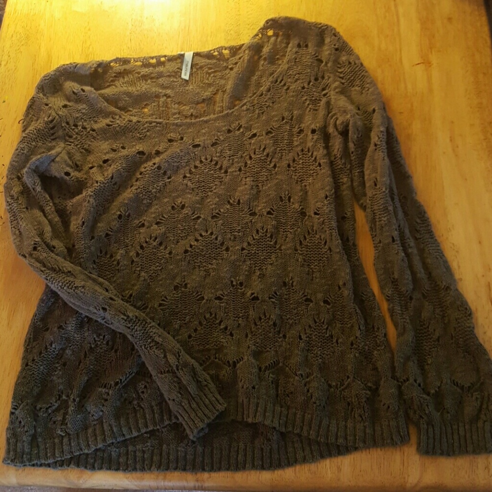 Super cute olive ombre sweater