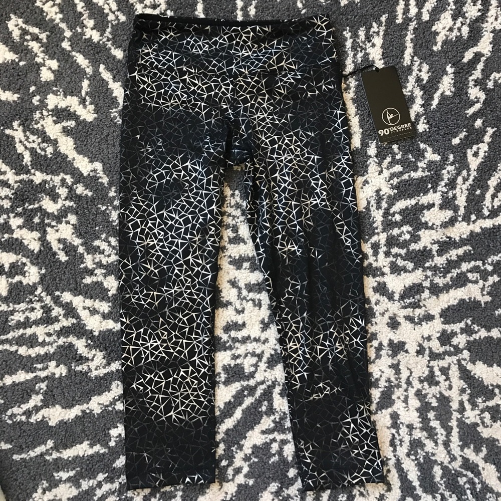 NWT Workout capris