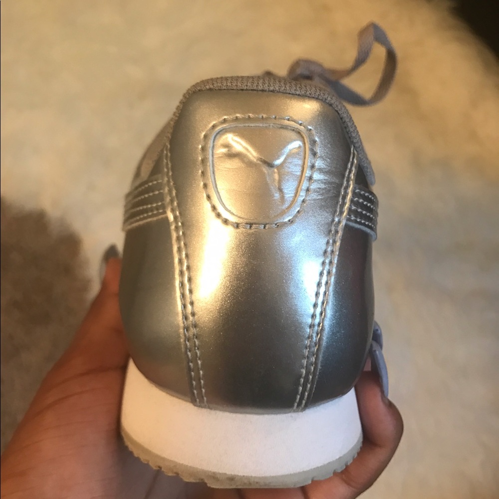 Silver Metallic Puma Roma - Picture 3 of 4