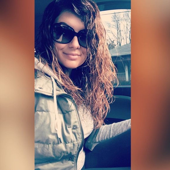 Meet your Posher, Tasha - Picture 1 of 1