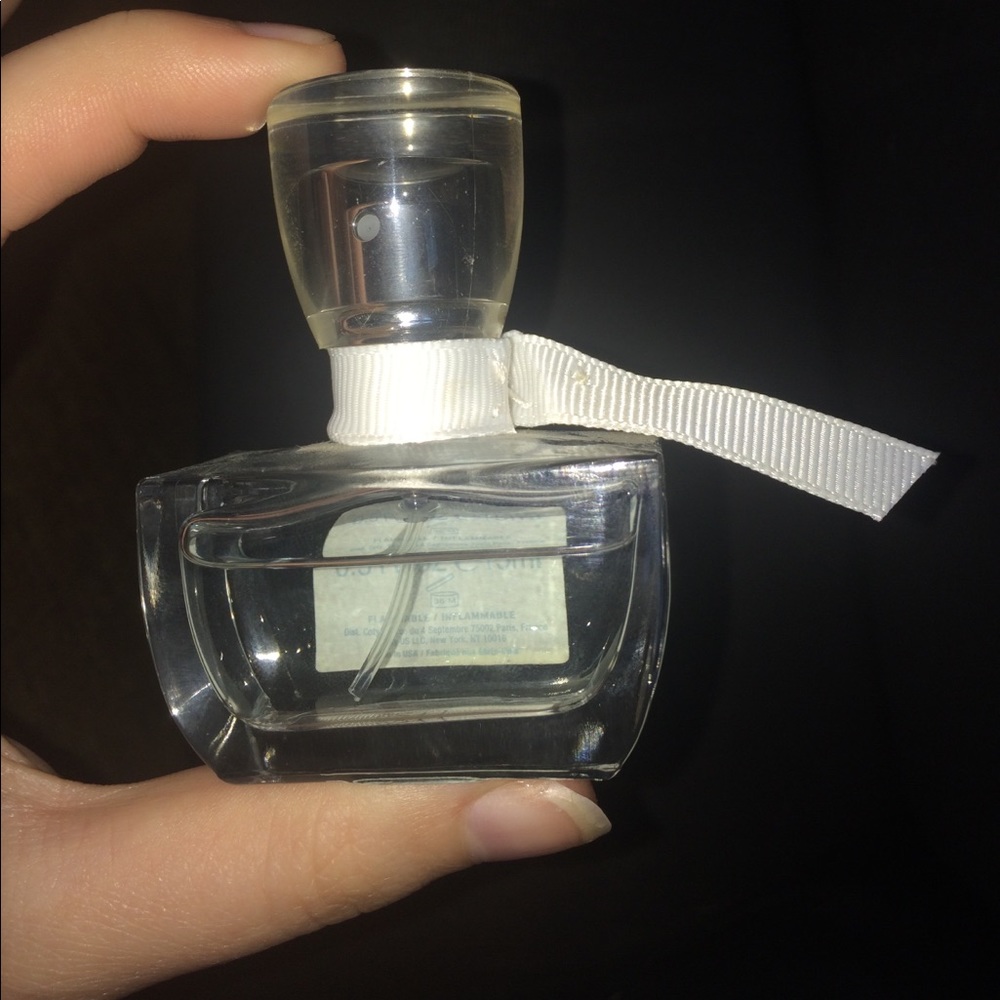 Perfume - Picture 3 of 4