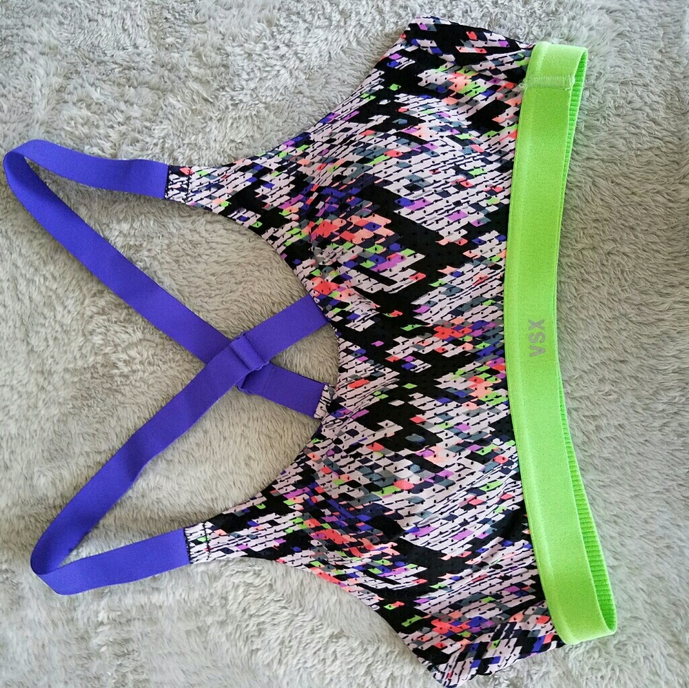 PRICE DROP- Victorias Secret sports bra