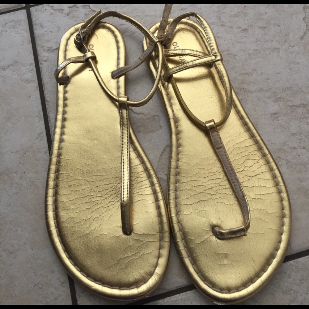 Old Navy gold sandals