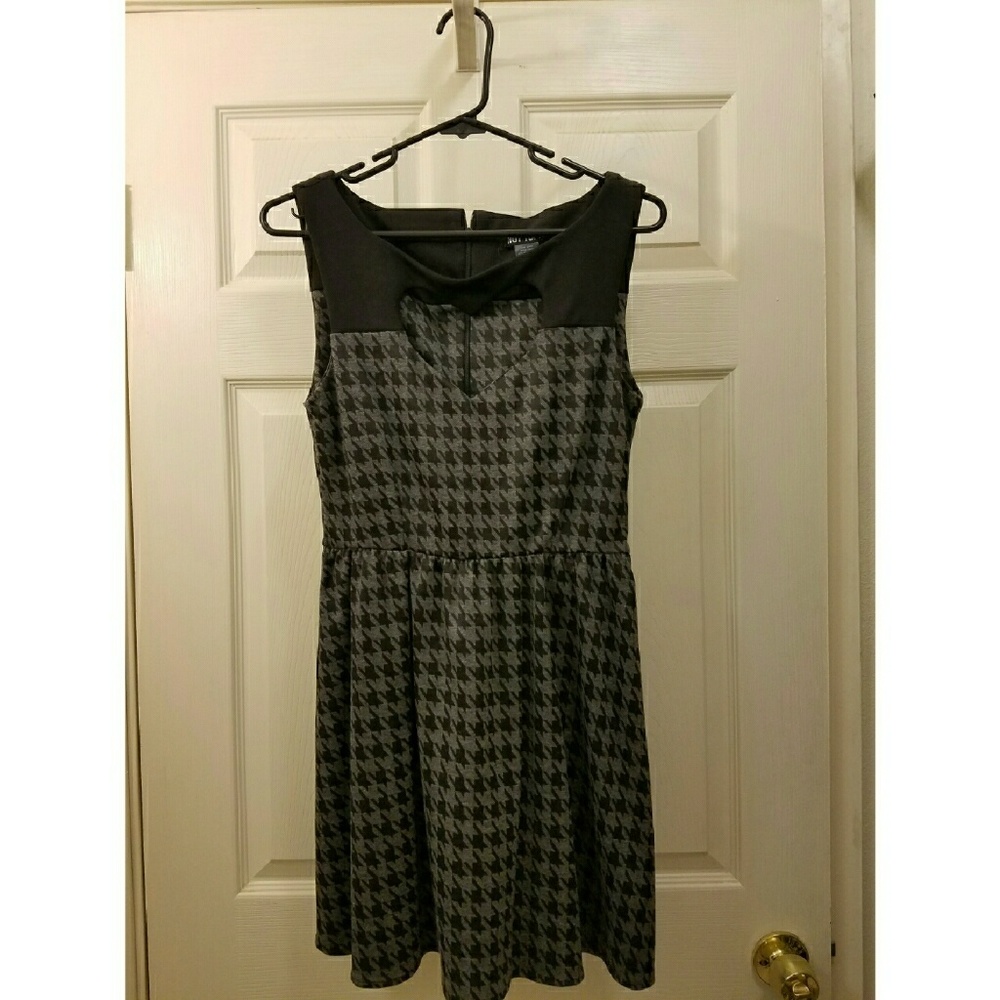 Hot Topic Houndstooth Dress