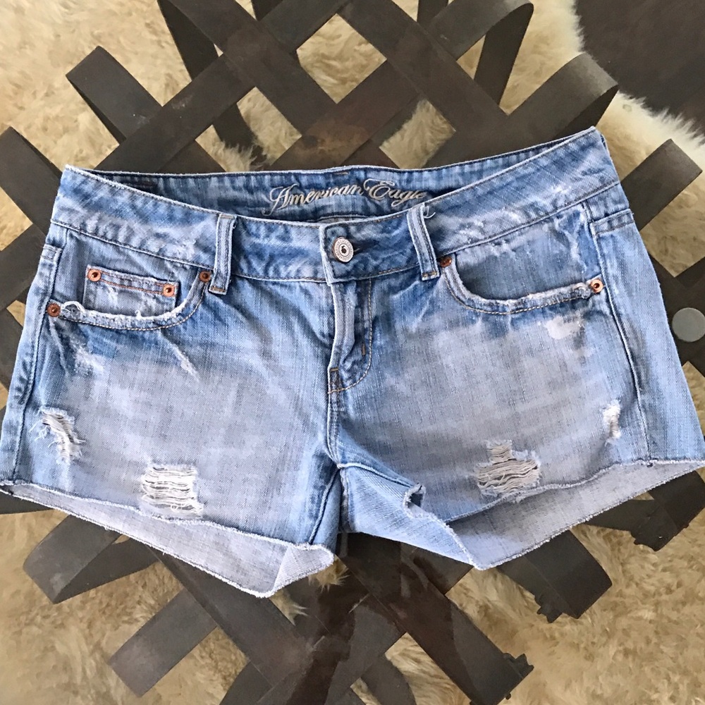 American Eagle cut offs ☀️