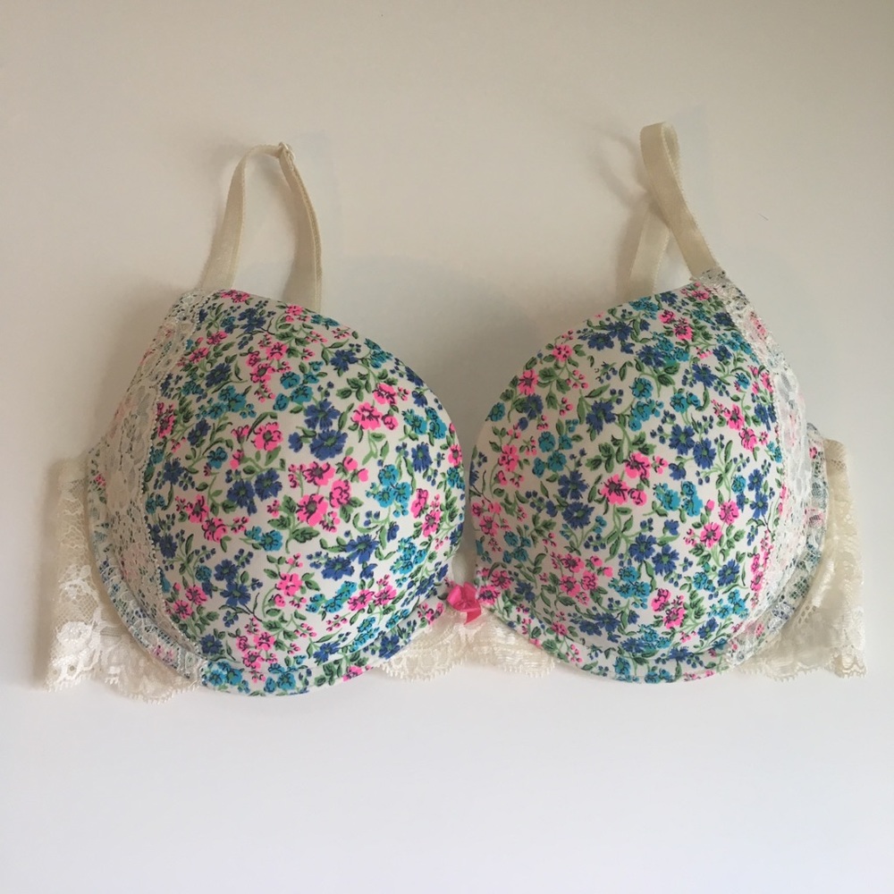 Victoria’s Secret Bra
