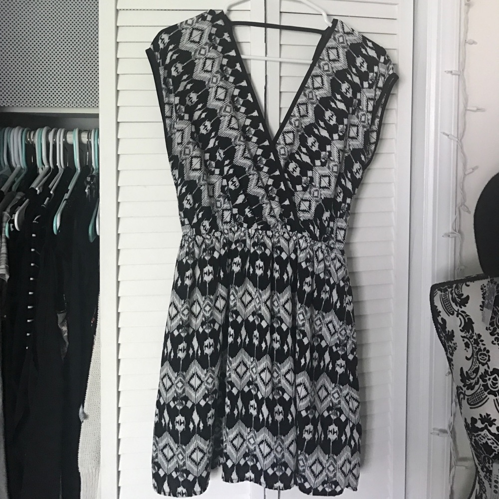 Dress Up Boutique - Open back/ Deep V Dress (Med.)