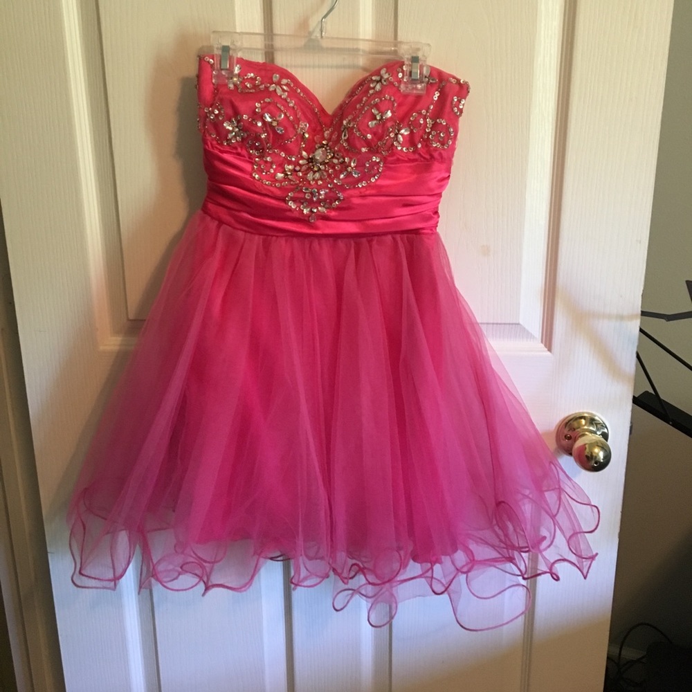 Women's homecoming dress