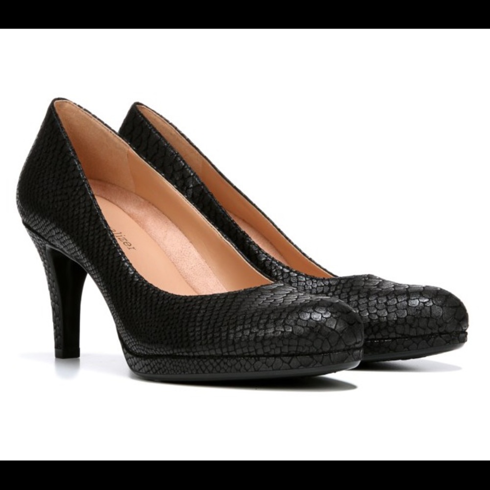 ⚡️ FLASH SALE ⚡️ NWOT Naturalizer Michelle Pump