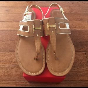 NWT Tommy Hilfiger Brown and White Leather Sandals
