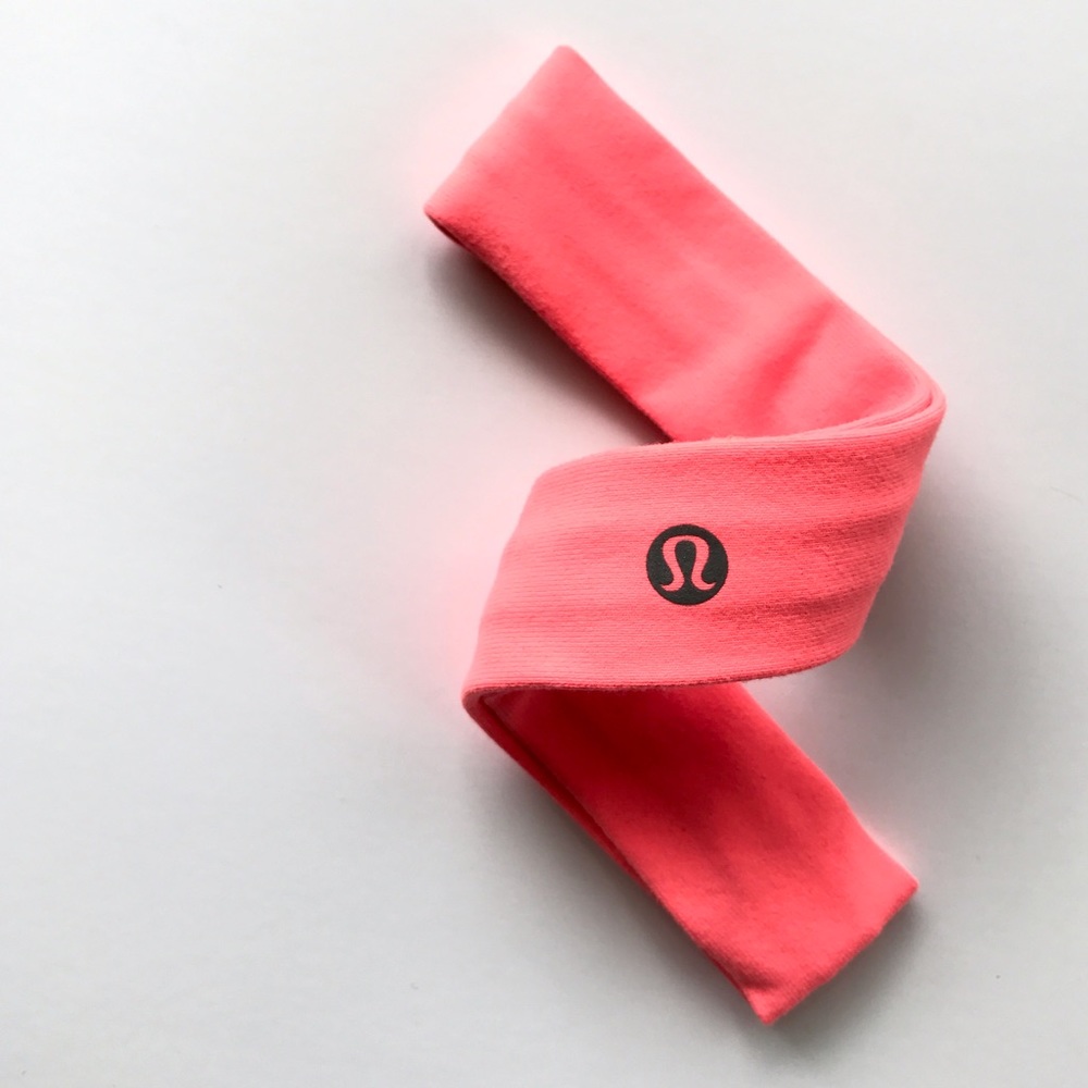 Lululemon Fly Alway Tamer ✨ NWOT headband