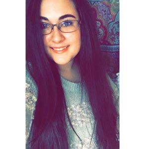 Meet your Posher, Lexi