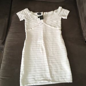 NWT Bebe bodycon dress