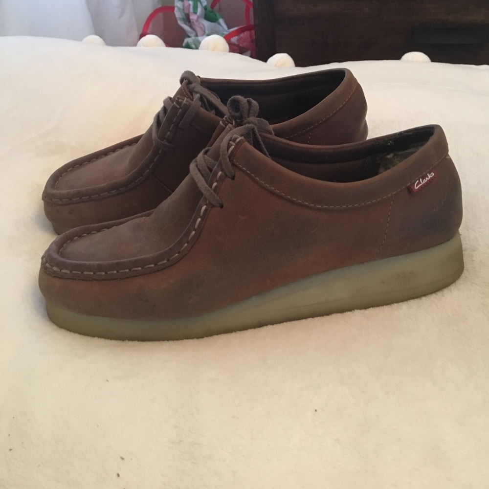 Clarks Wallabees
