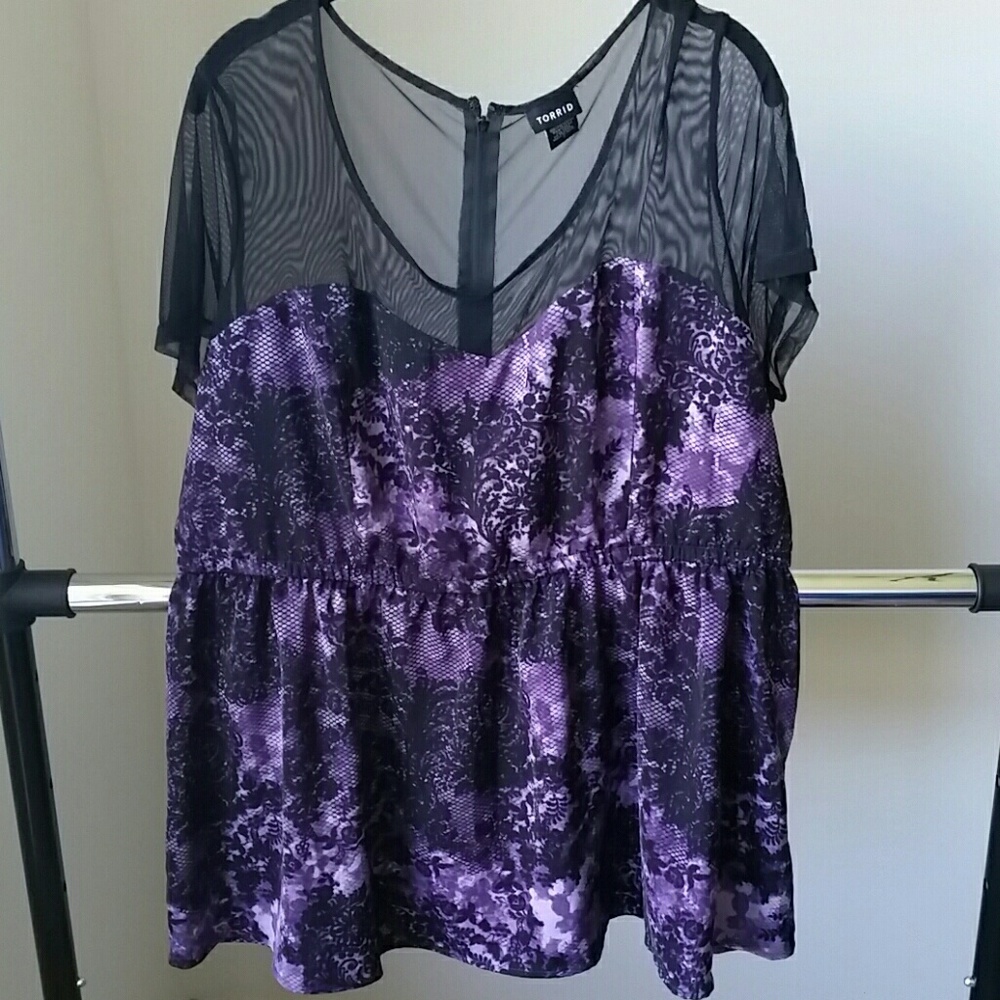 Torrid Purple & Black Peplum Top w/Sweetheart Neck