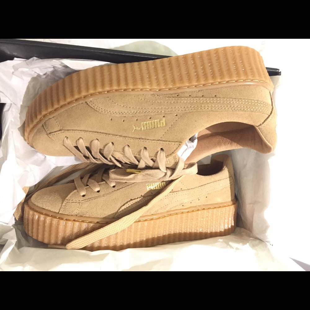 Oatmeal tan creepers 7.5 box new