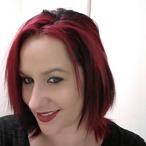 Meet your Posher, Dana