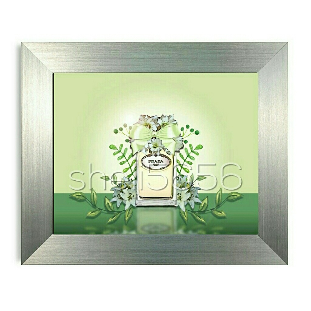 Prada D'Iris Art Print