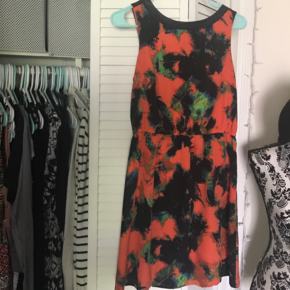 Kensie - Colorful Dress - Size medium