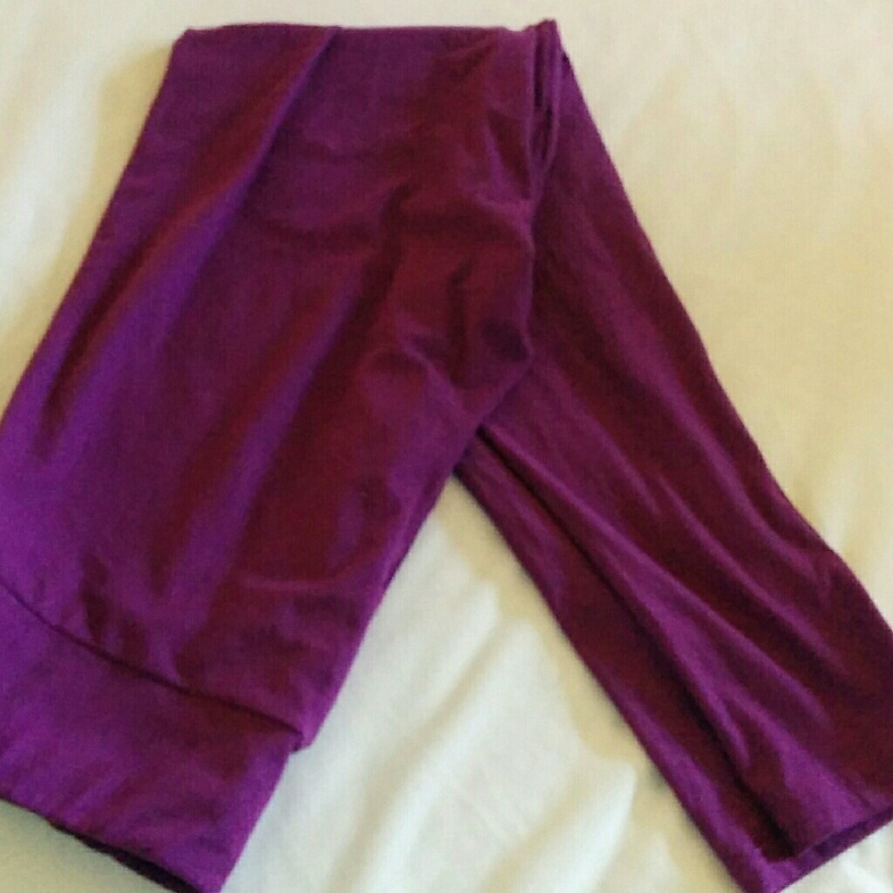 Solid purple GUC OS leggings