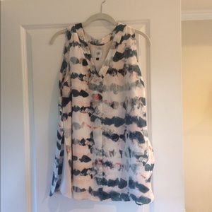 Cabi sleeveless top,
