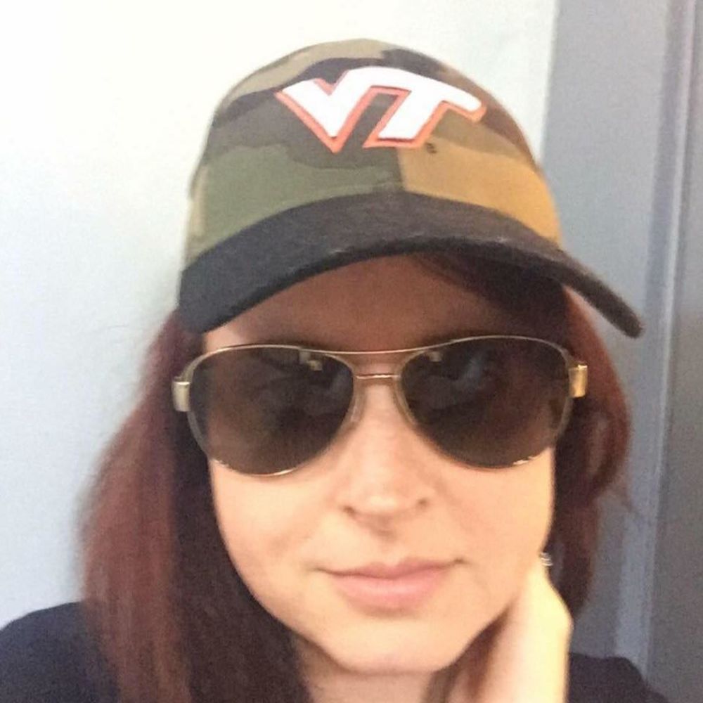 Meet your Posher, Christina