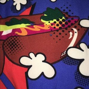 LuLaRoe OS Hot Dog 🌭 Leggings
