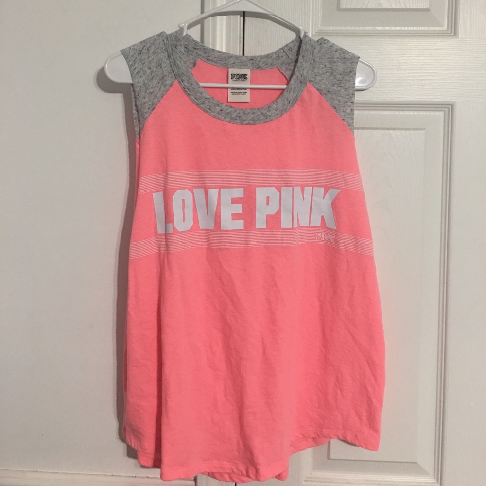 PINK tank top💕