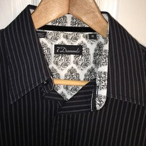 Sharp 7 Diamonds button down 💎💎💎💎💎💎💎