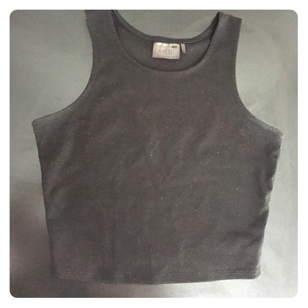 black crop top