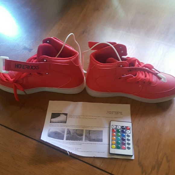 Hoverkicks - Picture 2 of 4