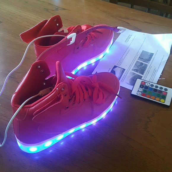 Hoverkicks - Picture 4 of 4