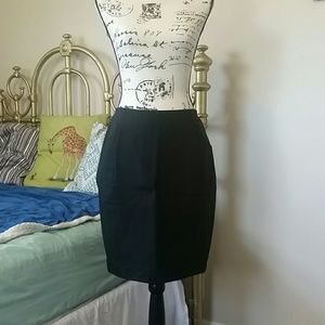 H&M black midi pencil skirt