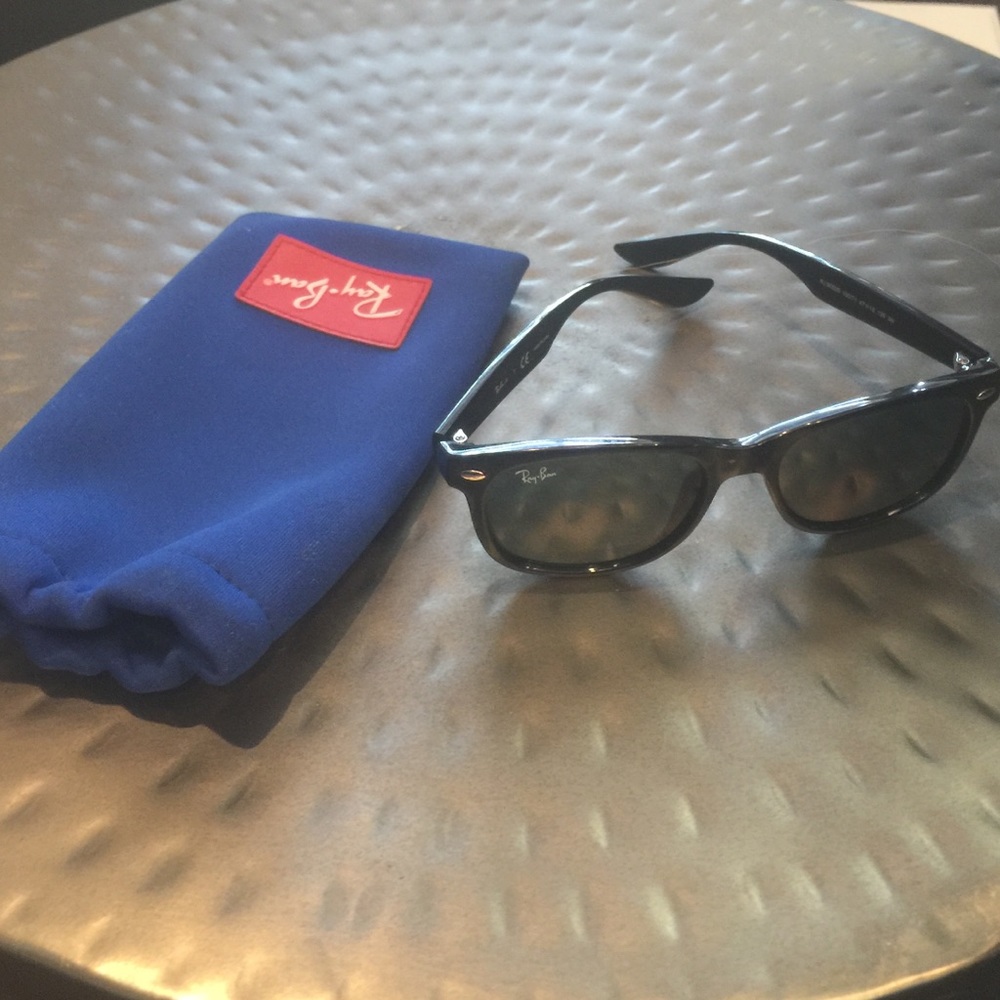 Youth Ray Ban Wayfarer's