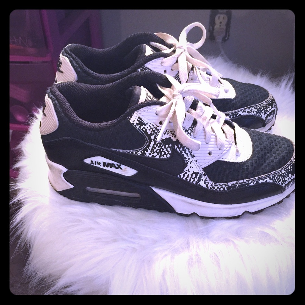 Rare!!Nike Air max 90's black white leopard/python