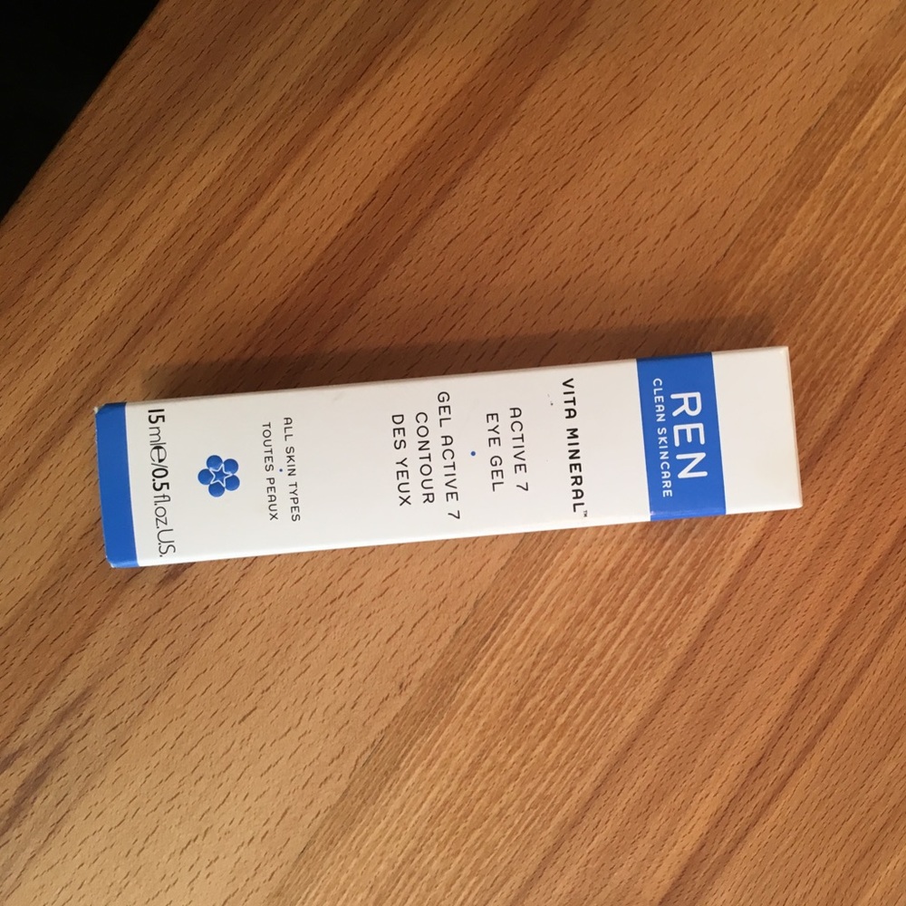 REN Vita Mineral Active 7 Eye Gel