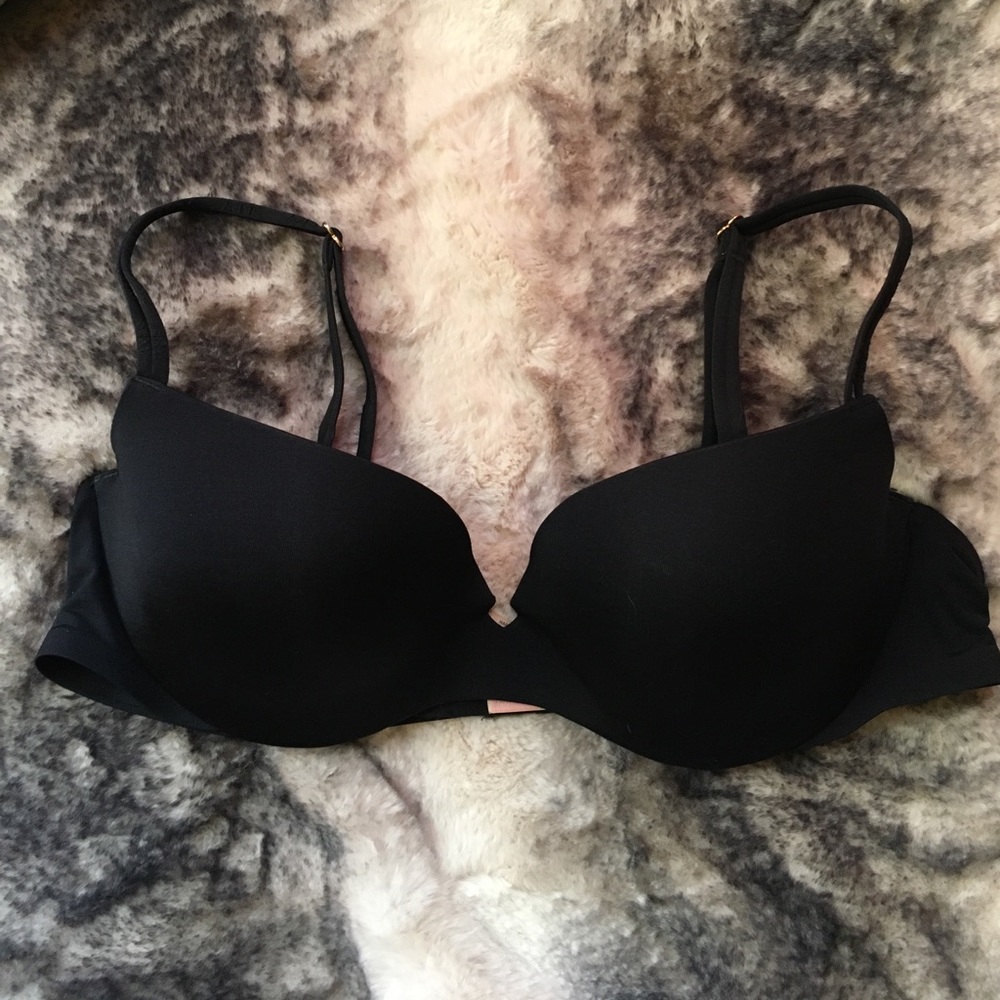 Victoria's Secret Very Sexy bra