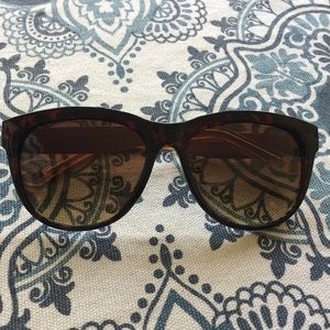 Tommy Hilfiger Sunglasses