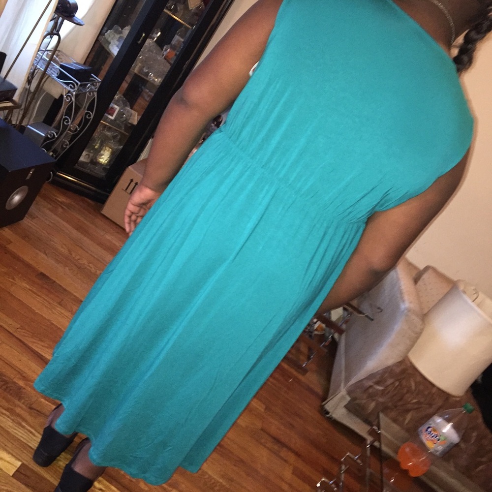 Ava & Vic hi-like dress