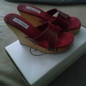 Red Wedges