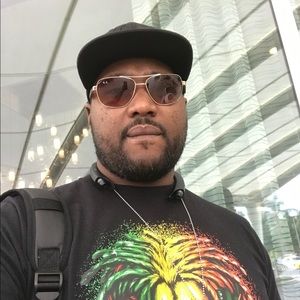 Meet your Posher, Fredrick