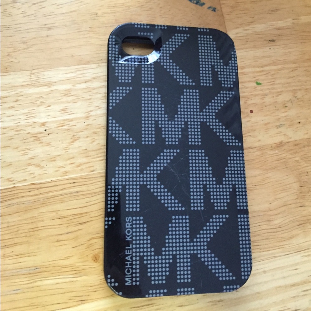 iPhone 4 Micheal kors case!