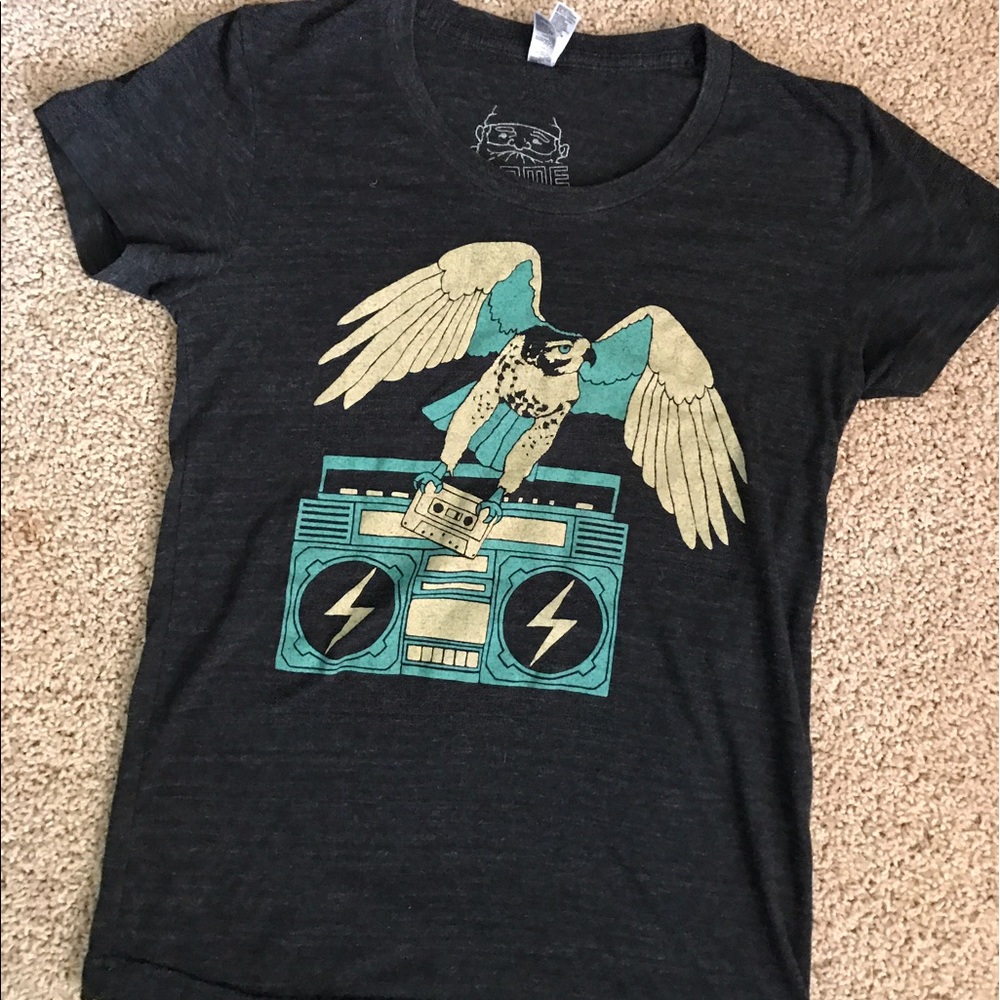 So/25/25 women's T-shirt size medium