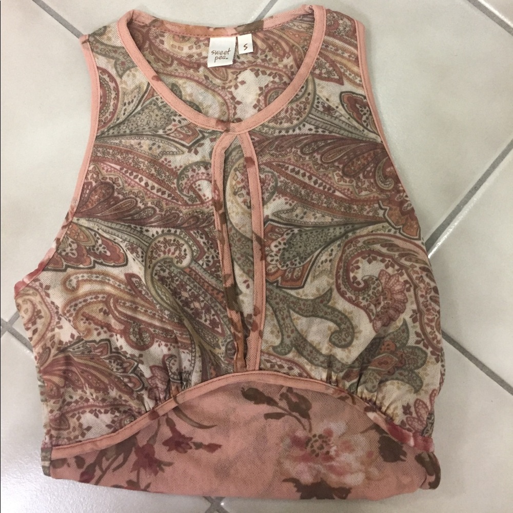 Sweet pea paisley and floral pink tank w/ keyhole