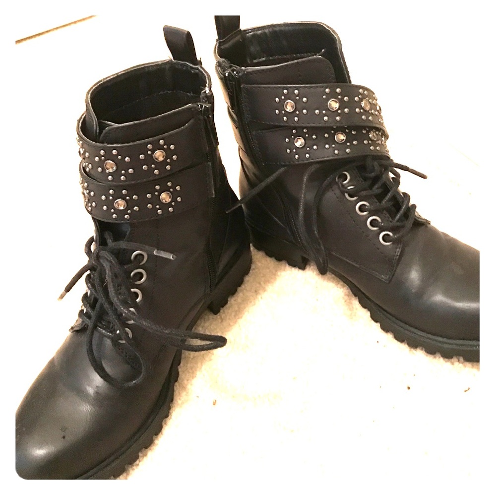Black Mia boots
