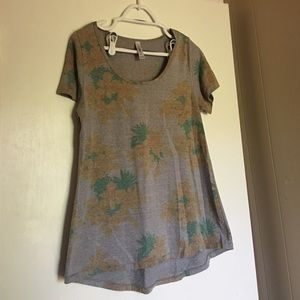 LuLaRoe Heathered Gray with Flowers Classic Tee
