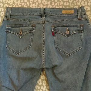 Women's Levi's 542 Pencil fit jeans size 8