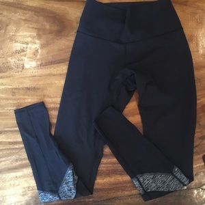 Luluelemon Wunder Under black leggings